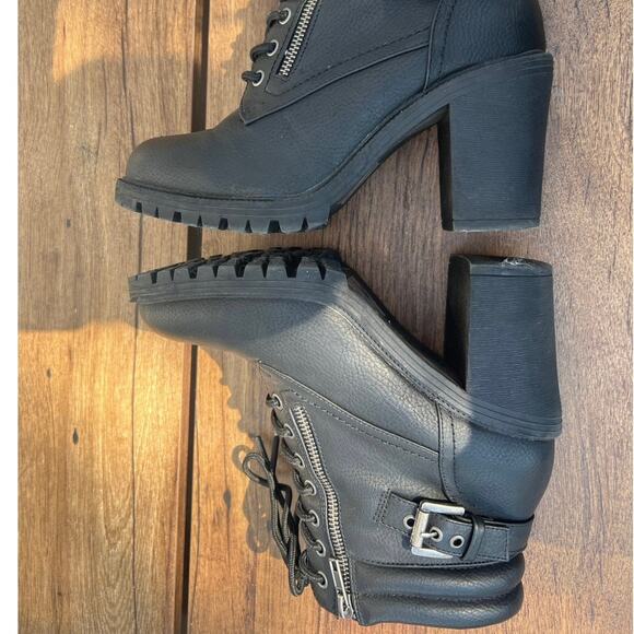 ˚₊‧꒰ა ☆ ໒꒱ ‧₊˚ Women’s Black Heel Winter Boots Size 8 (3B- BX) - Picture 2 of 7